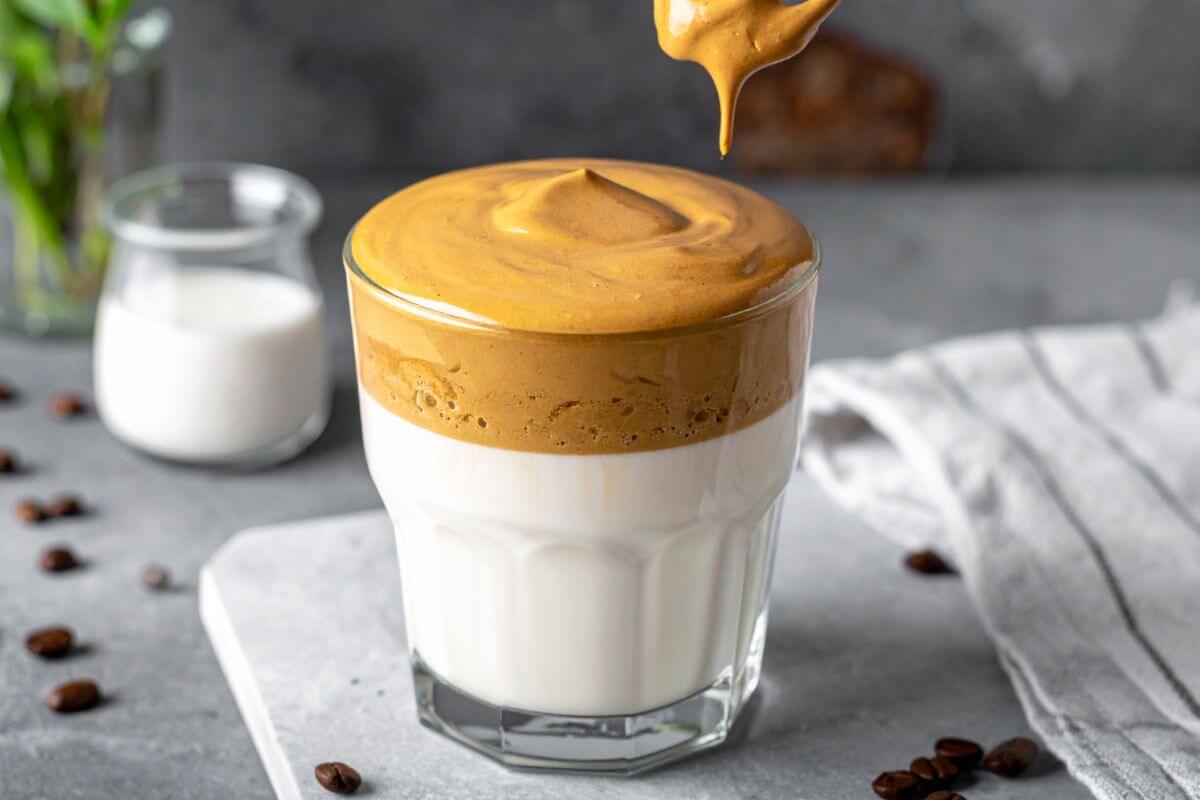 Dalgona Coffee