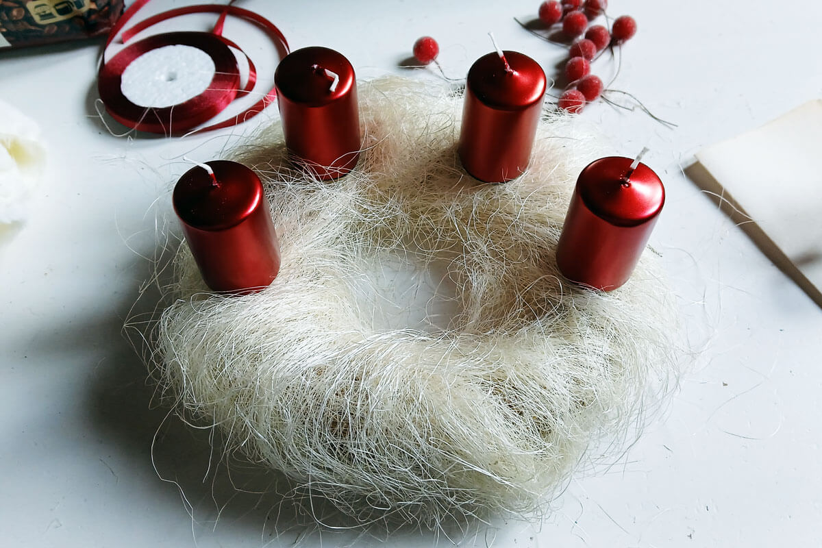 DIY Advent Wreath - 2nd Step